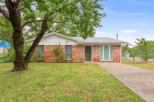 901 Church Ave, Waco, TX 76706 - Photo 2