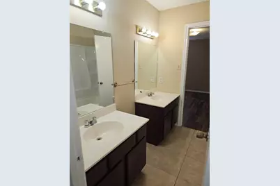 2822 Wimbledon Court, Garland, TX 75041 - Photo 10