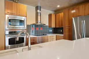 2323 N Houston St, Dallas, TX 75219 - Photo 14
