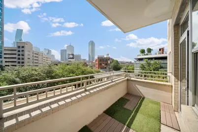 2323 N Houston Street #310, Dallas, TX 75219 - Photo 2