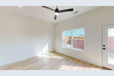 4416 Fatima Drive, Irving, TX 75062 - Photo 4