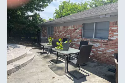 236 Hallbrook Drive, Fort Worth, TX 76134 - Photo 14