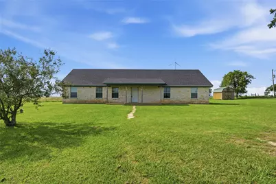 1727 Lcr 124, Mount Calm, TX 76673 - Photo 1