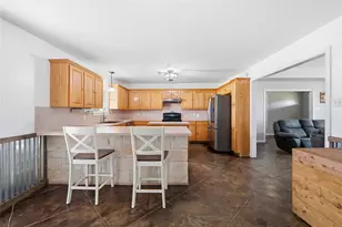 1727 Lcr 124, Mount Calm, TX 76673 - Photo 6