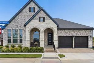 2073 Spotted Fawn Dr, Arlington, TX 76005 - Photo 2