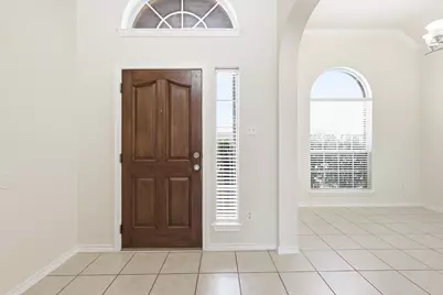 12801 Parkersburg Drive, Fort Worth, TX 76244 - Photo 2