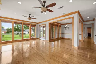 901 Walnut Falls Cir, Mansfield, TX 76063 - Photo 12