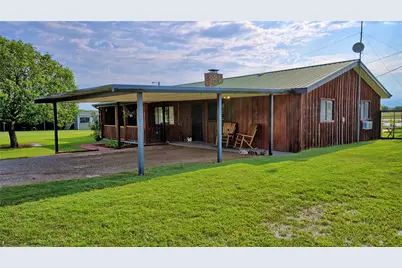 978 Longbranch Road, Nocona, TX 76255 - Photo 2