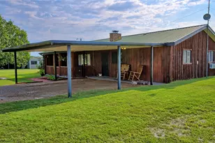 978 Longbranch Rd, Nocona, TX 76255 - Photo 2