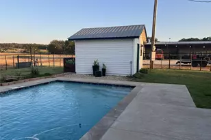978 Longbranch Rd, Nocona, TX 76255 - Photo 1