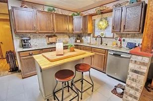 978 Longbranch Rd, Nocona, TX 76255 - Photo 8