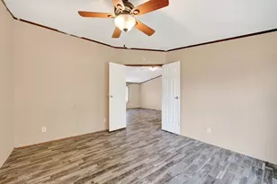 929 W Sterrett Rd, Waxahachie, TX 75167 - Photo 10