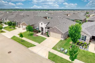 1125 Cornerstone Dr, Little Elm, TX 76227 - Photo 36