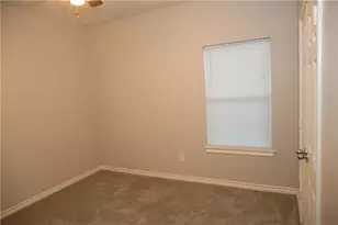 2410 South Forest Hill, Corinth, TX 76210 - Photo 8