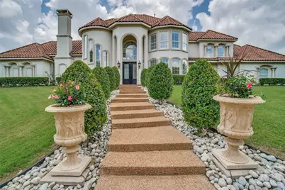 2200 Woodbridge Drive, McKinney, TX 75072 - Photo 2