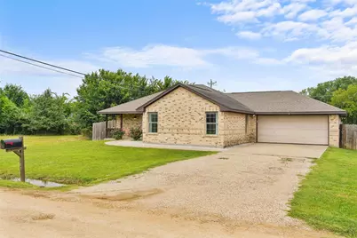 305 Ashwood Street, Azle, TX 76020 - Photo 4