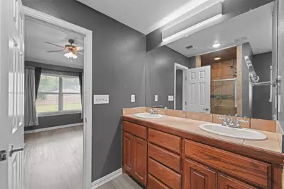 305 Ashwood Street, Azle, TX 76020 - Photo 28