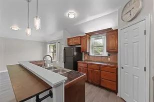 305 Ashwood St, Azle, TX 76020 - Photo 18