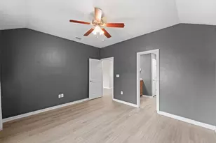 305 Ashwood St, Azle, TX 76020 - Photo 24
