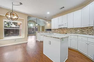 2905 Furlong Dr W, Flower Mound, TX 75022 - Photo 12