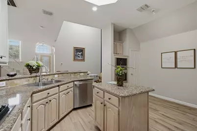 8625 Old Oak Drive, Irving, TX 75063 - Photo 14
