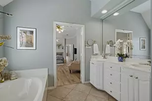 8625 Old Oak Dr, Irving, TX 75063 - Photo 20