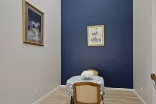 8625 Old Oak Dr, Irving, TX 75063 - Photo 10