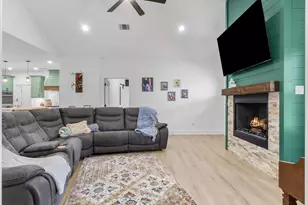 832 Vz County Rd 4512, Ben Wheeler, TX 75754 - Photo 8