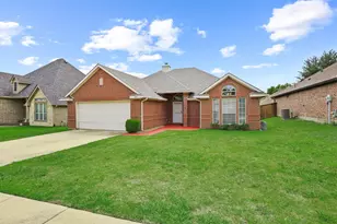 4810 Hilre Dr, Sherman, TX 75092 - Photo 2