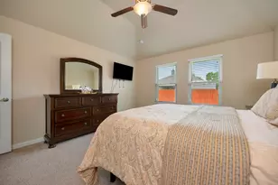933 Keel Line Dr, Crowley, TX 76036 - Photo 16