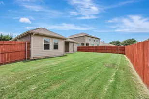 933 Keel Line Dr, Crowley, TX 76036 - Photo 36