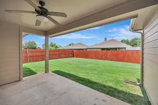 933 Keel Line Dr, Crowley, TX 76036 - Photo 32