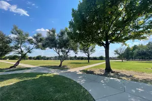 11920 Brownwood Dr, Frisco, TX 75035 - Photo 2