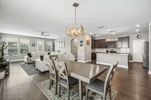 636 Fox View Dr, Fort Worth, TX 76131 - Photo 8