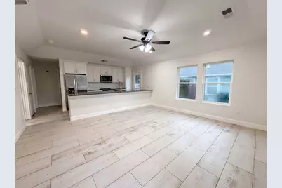 709 W Hull Street, Denison, TX 75020 - Photo 8