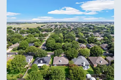 10604 Sierra West Drive, Waco, TX 76712 - Photo 32