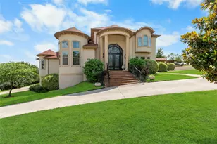 1373 Overlook Cir, Cedar Hill, TX 75104 - Photo 2
