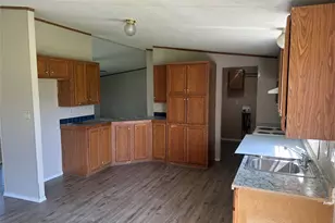 239 Cedar Dr, Azle, TX 76020 - Photo 12