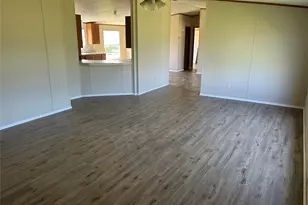 239 Cedar Dr, Azle, TX 76020 - Photo 18