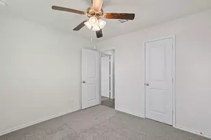 499 Sebastian Ln, Waxahachie, TX 75165 - Photo 32