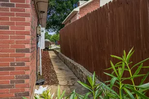 1710 Dartbrook Dr, Rowlett, TX 75089 - Photo 32