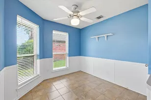 4203 Meadow Ridge Dr, Carrollton, TX 75010 - Photo 12