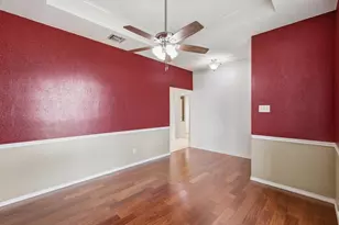 4203 Meadow Ridge Dr, Carrollton, TX 75010 - Photo 6