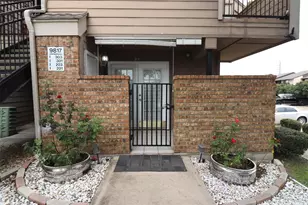 9817 Walnut St, Dallas, TX 75243 - Photo 2