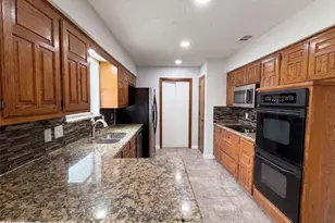 1604 Danube Ln, Plano, TX 75075 - Photo 2