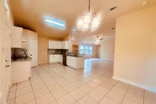 1029 Port Mansfield Dr, Little Elm, TX 75068 - Photo 10