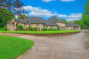 1718 Wanda Way, Arlington, TX 76001 - Photo 2