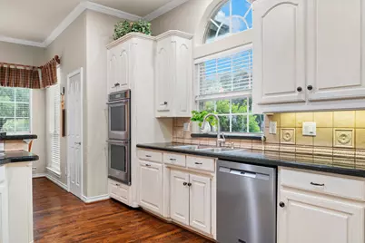 1718 Wanda Way, Arlington, TX 76001 - Photo 12