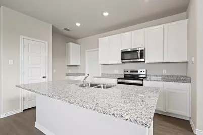 3128 Manchester Drive, Cleburne, TX 76031 - Photo 2