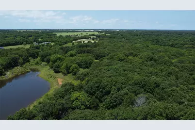 527 Copperas Road, Whitesboro, TX 76264 - Photo 2